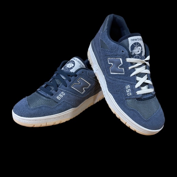 New Balance 550 Navy Blue Suede & Mesh Sneakers Men’s Size 10.5 EUC 1X main image 1